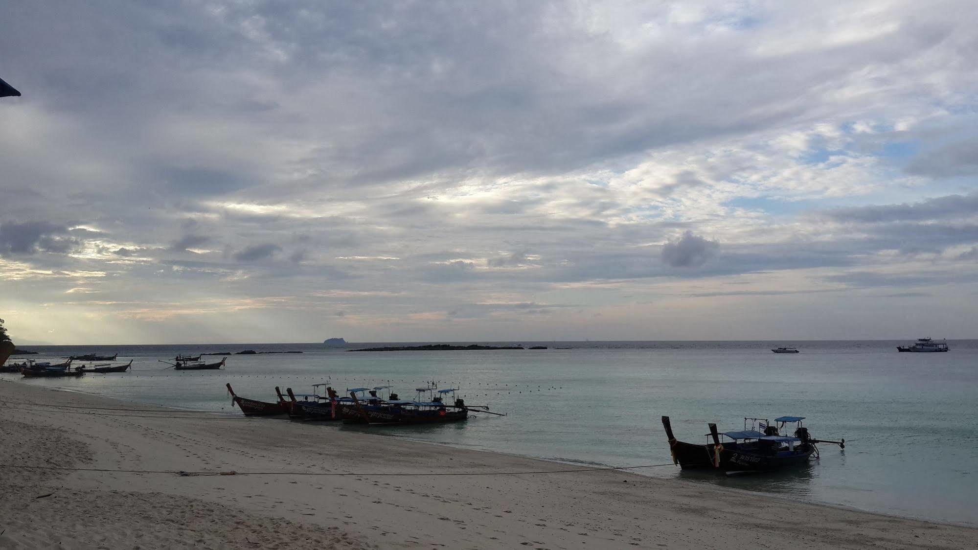 Pp Blue Sky Resort-Sha Plus Kepulauan Phi Phi Bagian luar foto